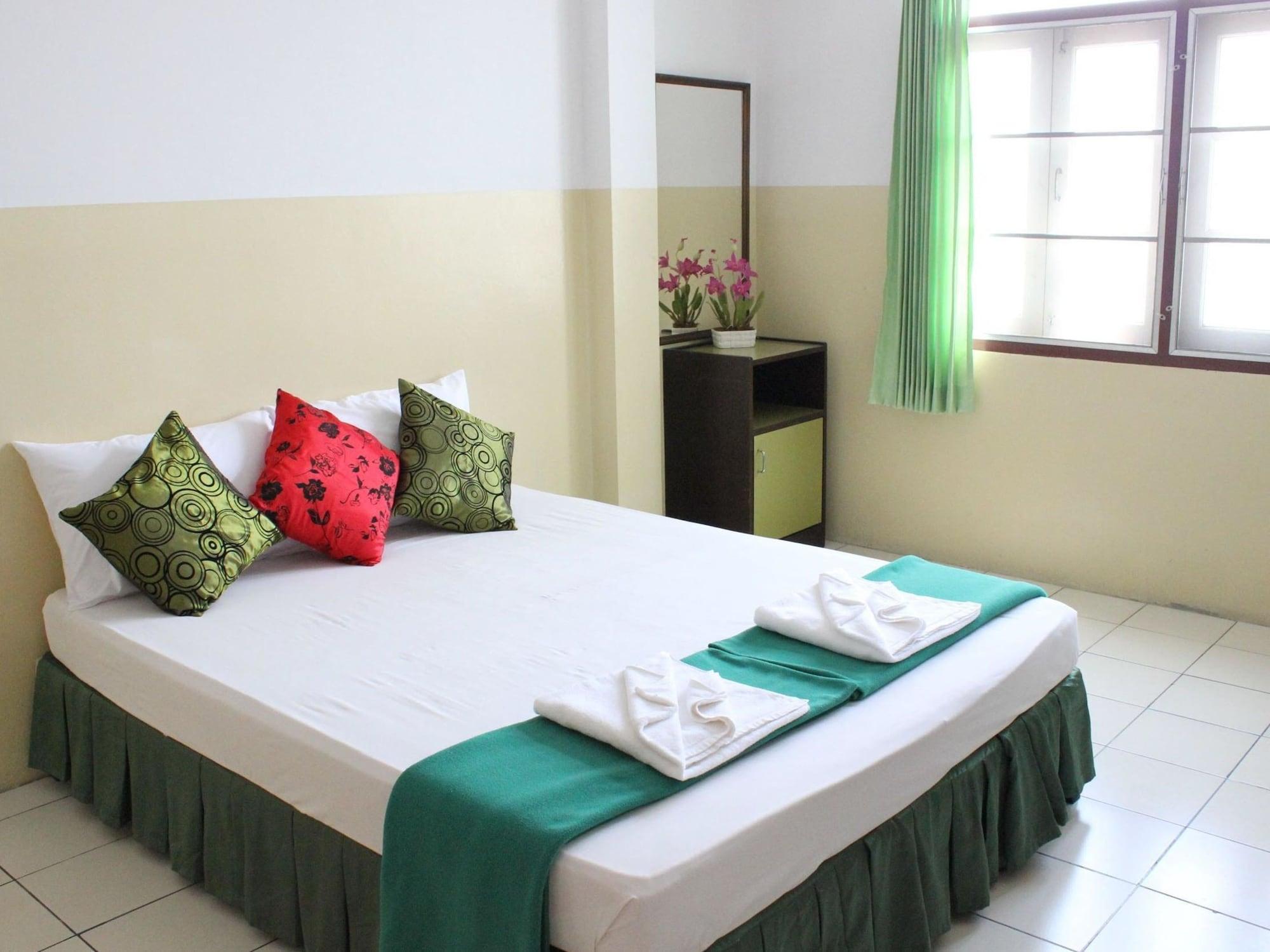 Seabreeze Mansion Hotel Phuket Exterior foto