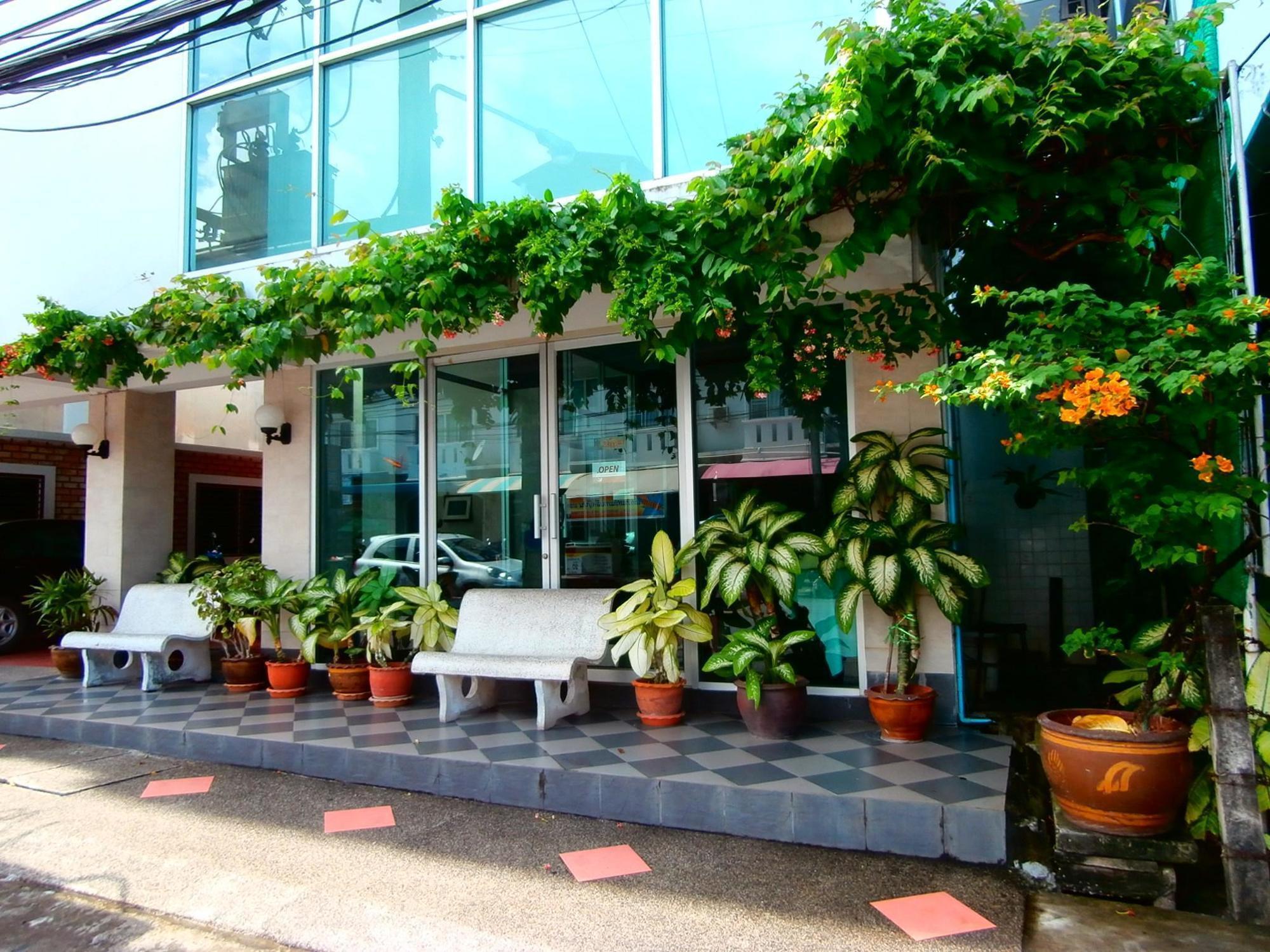 Seabreeze Mansion Hotel Phuket Exterior foto
