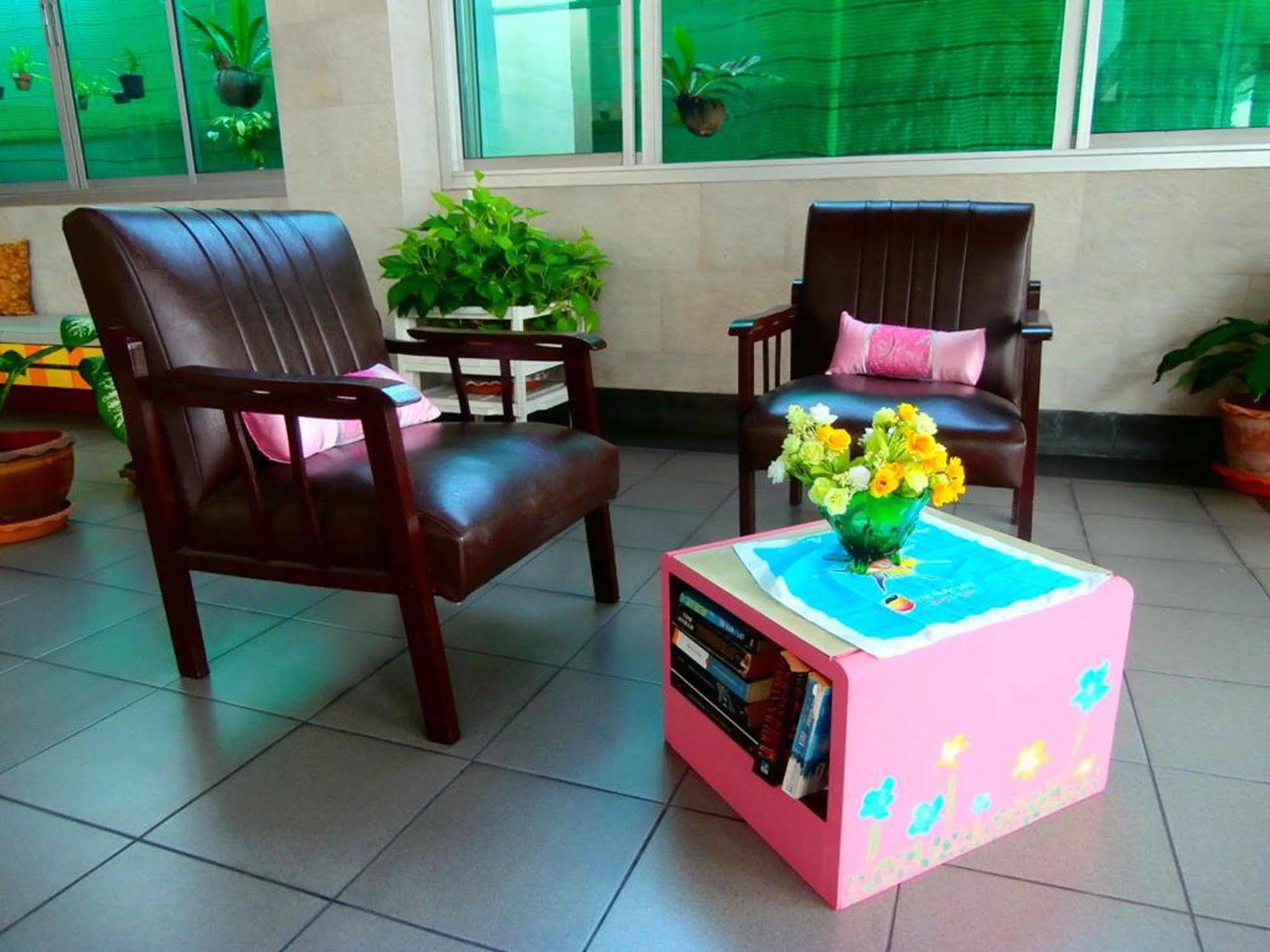 Seabreeze Mansion Hotel Phuket Exterior foto